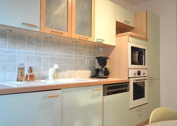 Wiosna- Quiet 1 Bedroom Апартаменты Канны